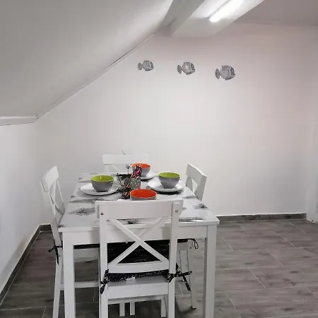 Apartamento влад-дом 5 места