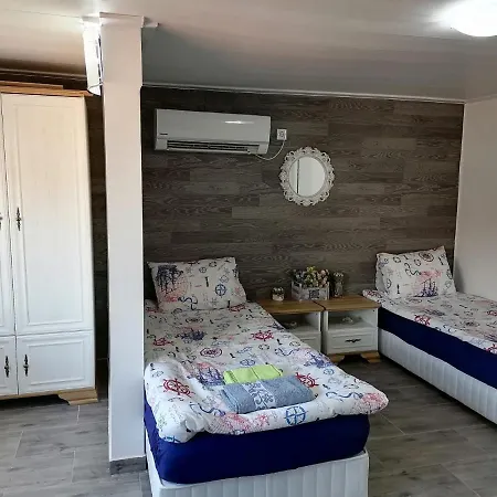 Apartamento влад-дом 5 места *